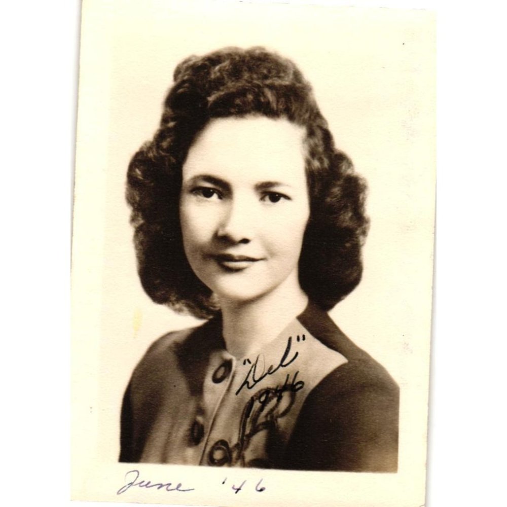 Vintage Found Photo 1946 Black and White Portrait of Young Woman